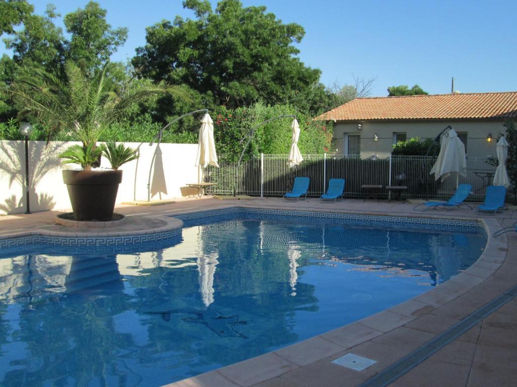 Top Motel Istres Kültér fotó