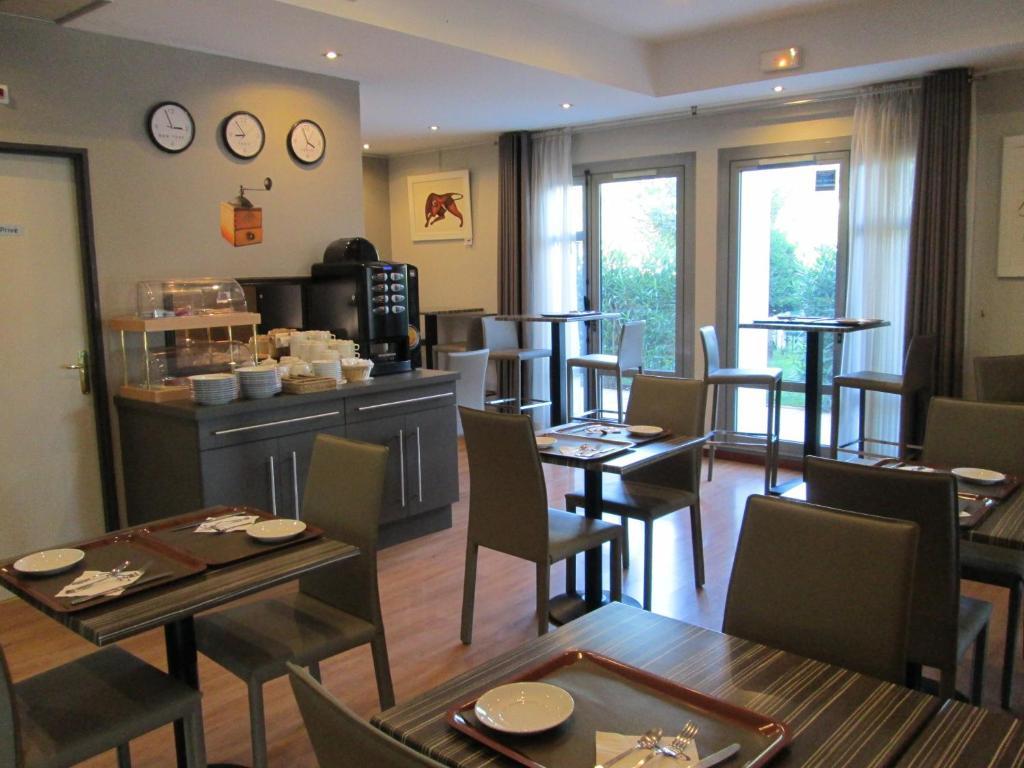 Top Motel Istres Kültér fotó