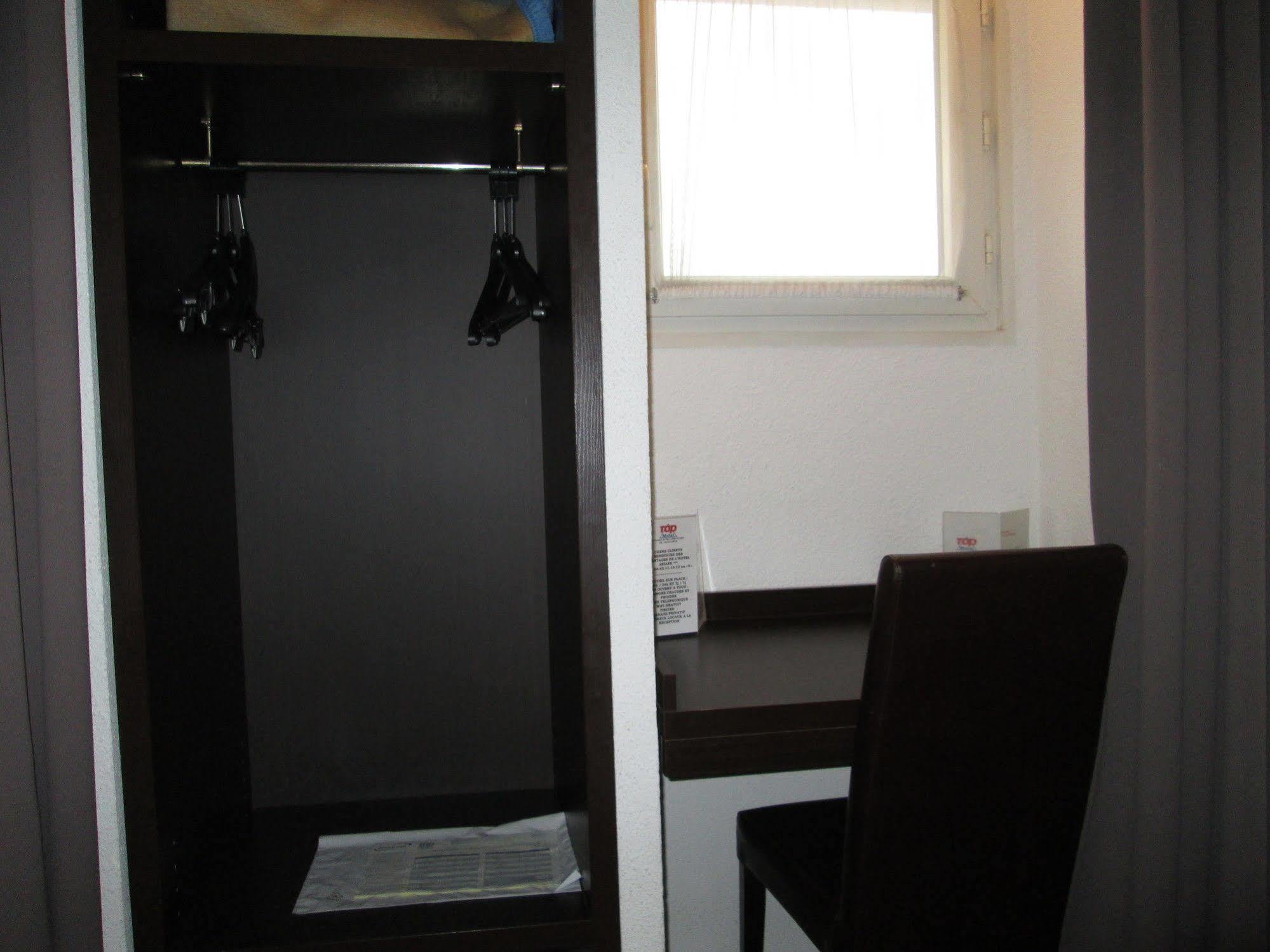 Top Motel Istres Kültér fotó