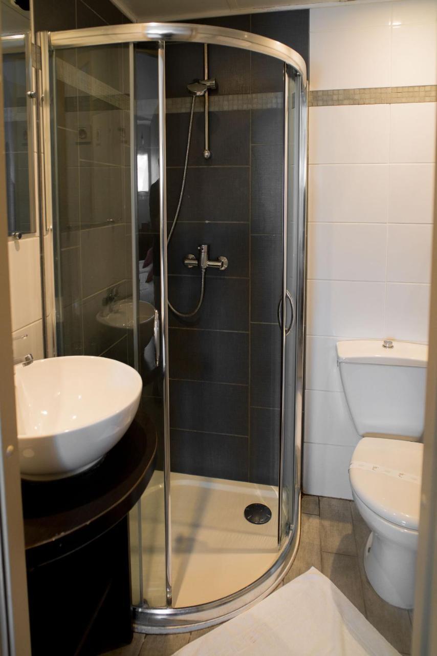 Top Motel Istres Kültér fotó