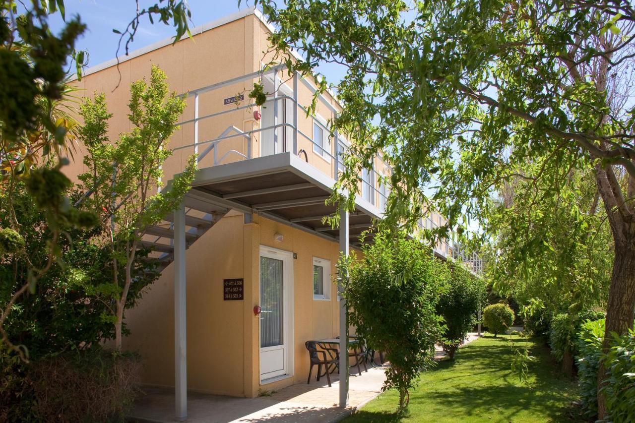 Top Motel Istres Kültér fotó